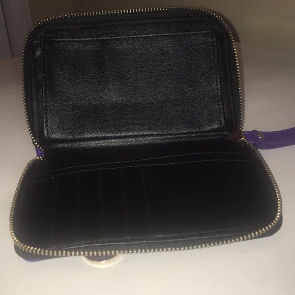 SOLD: Avon Deep Purple Wristlet w/ Gold Butterfly Emblem - Picture 7 of 11